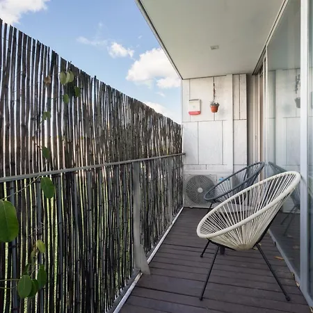 Apartmán 2Br Near Port Wine Cellars Parking Metro Quiet Balcony Vila Nova de Gaia