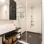 شقة Quiet Balcony 2Br City Centre Whit Ac Metro Parking