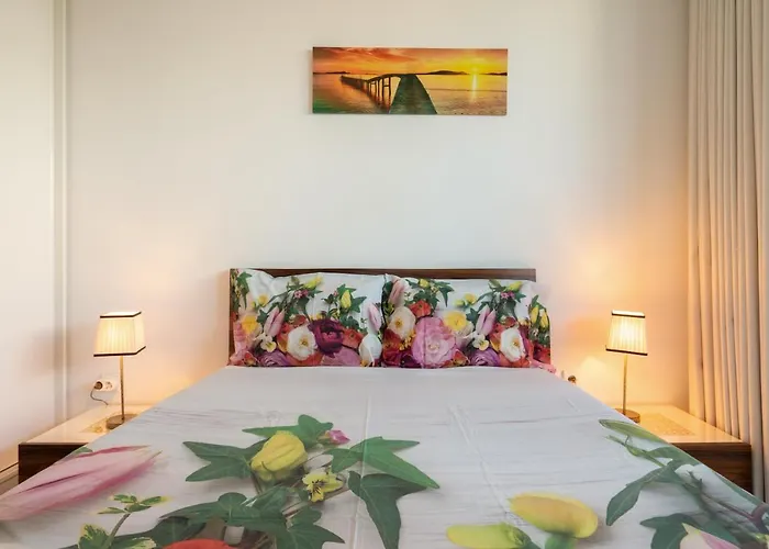 Qian Caves Gaia 2br Ac Free Parking *